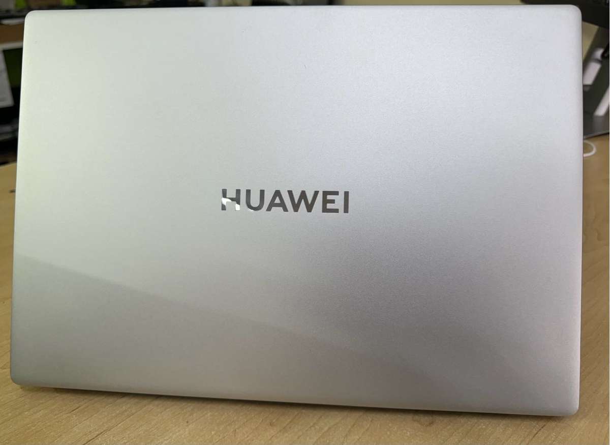 Huawei MateBook MCLF-X  Intel® Core i5 12450H 8GB RAM and 512GB Nvme SSD 16-Inch Laptop Refurbished