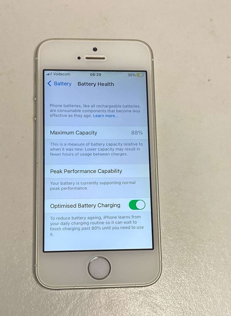 Apple iPhone SE (1st Gen) 16GB Vodacom Locked