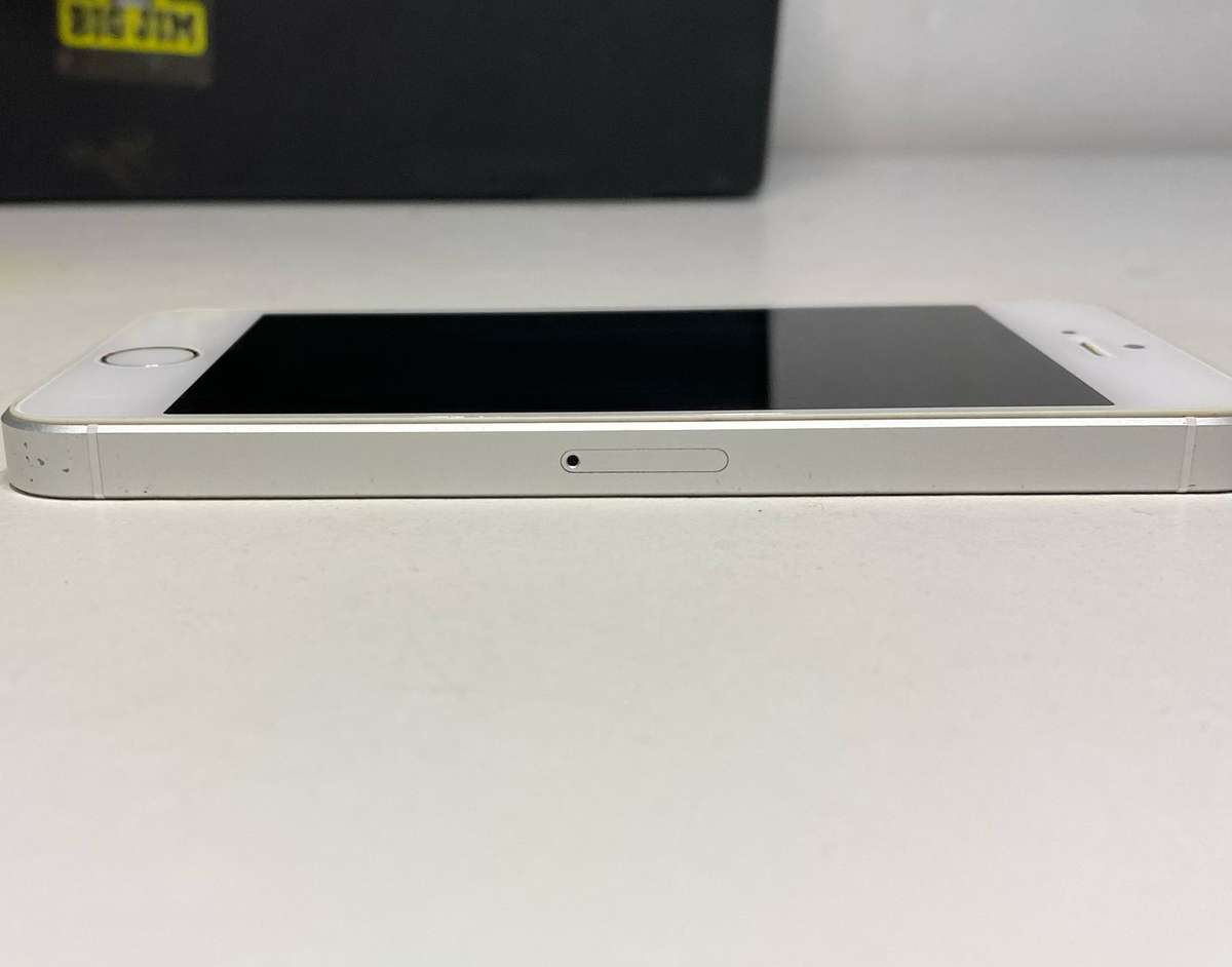 Apple iPhone SE (1st Gen) 16GB Vodacom Locked