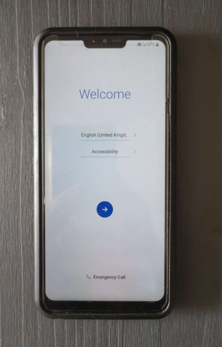 LG G7 ThinQ Phone with Case