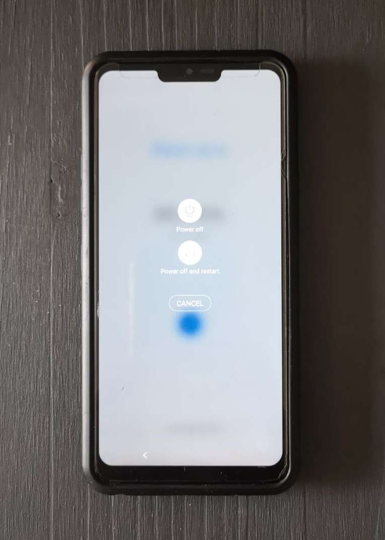 LG G7 ThinQ Phone with Case