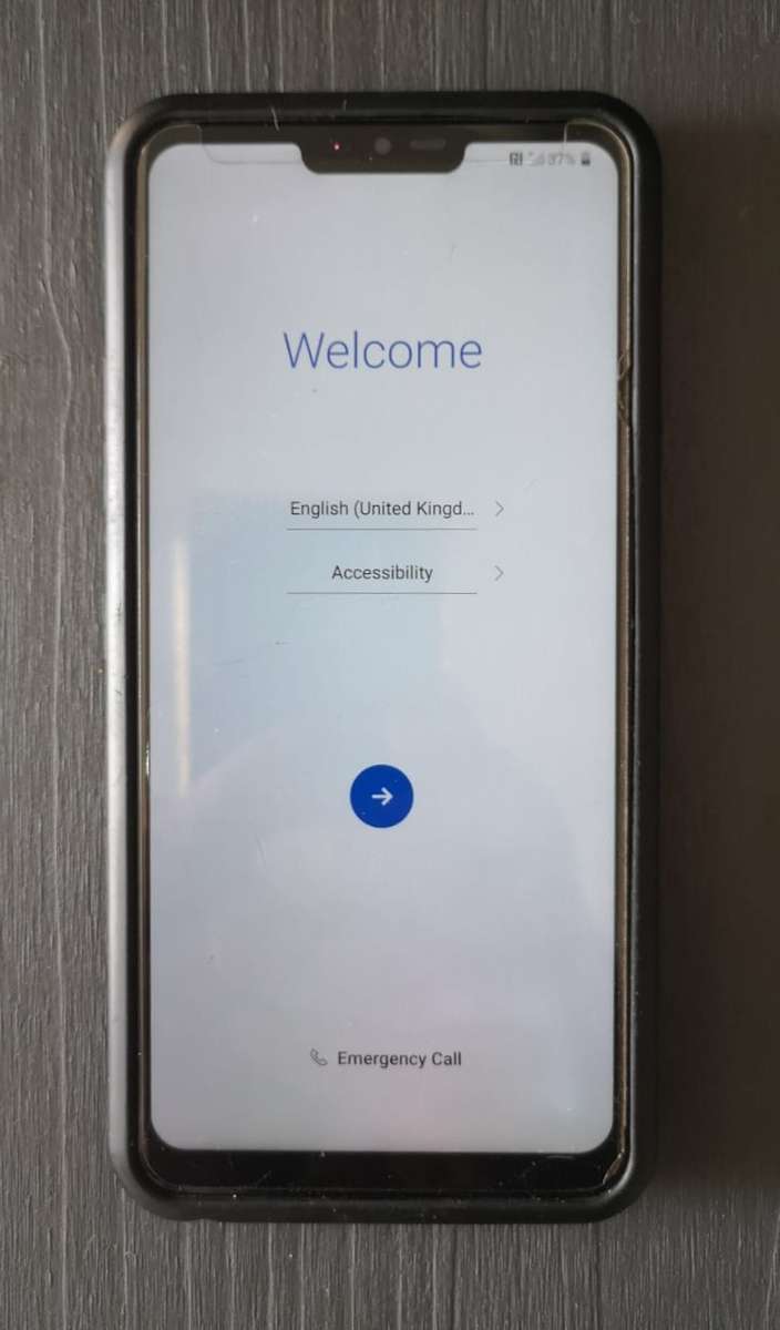 LG G7 ThinQ Phone with Case