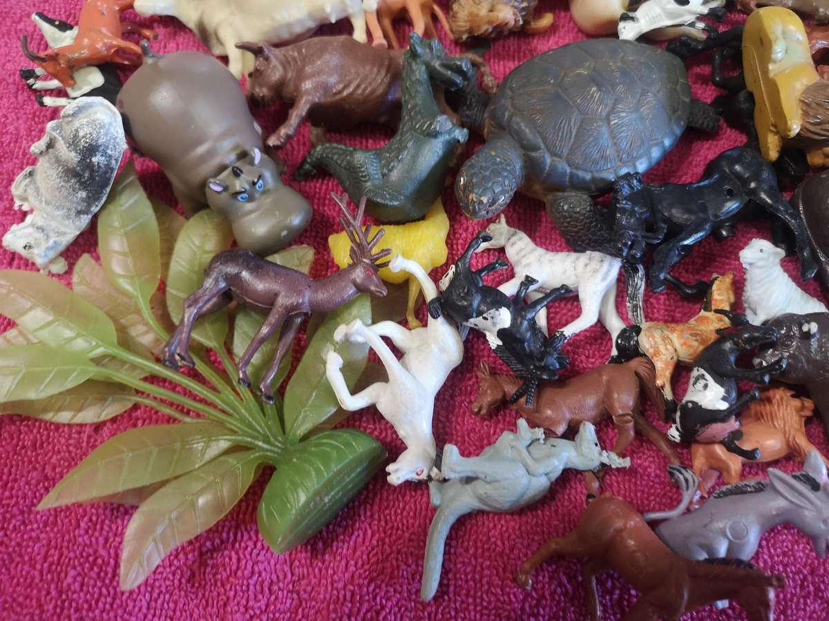 Plastic Animal Toy Lot