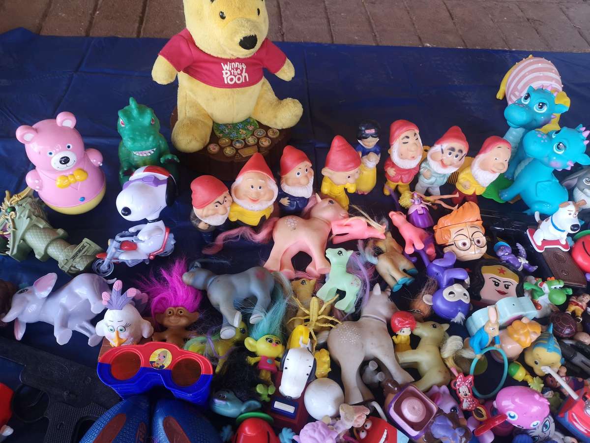 Mixed Figurines Bundle