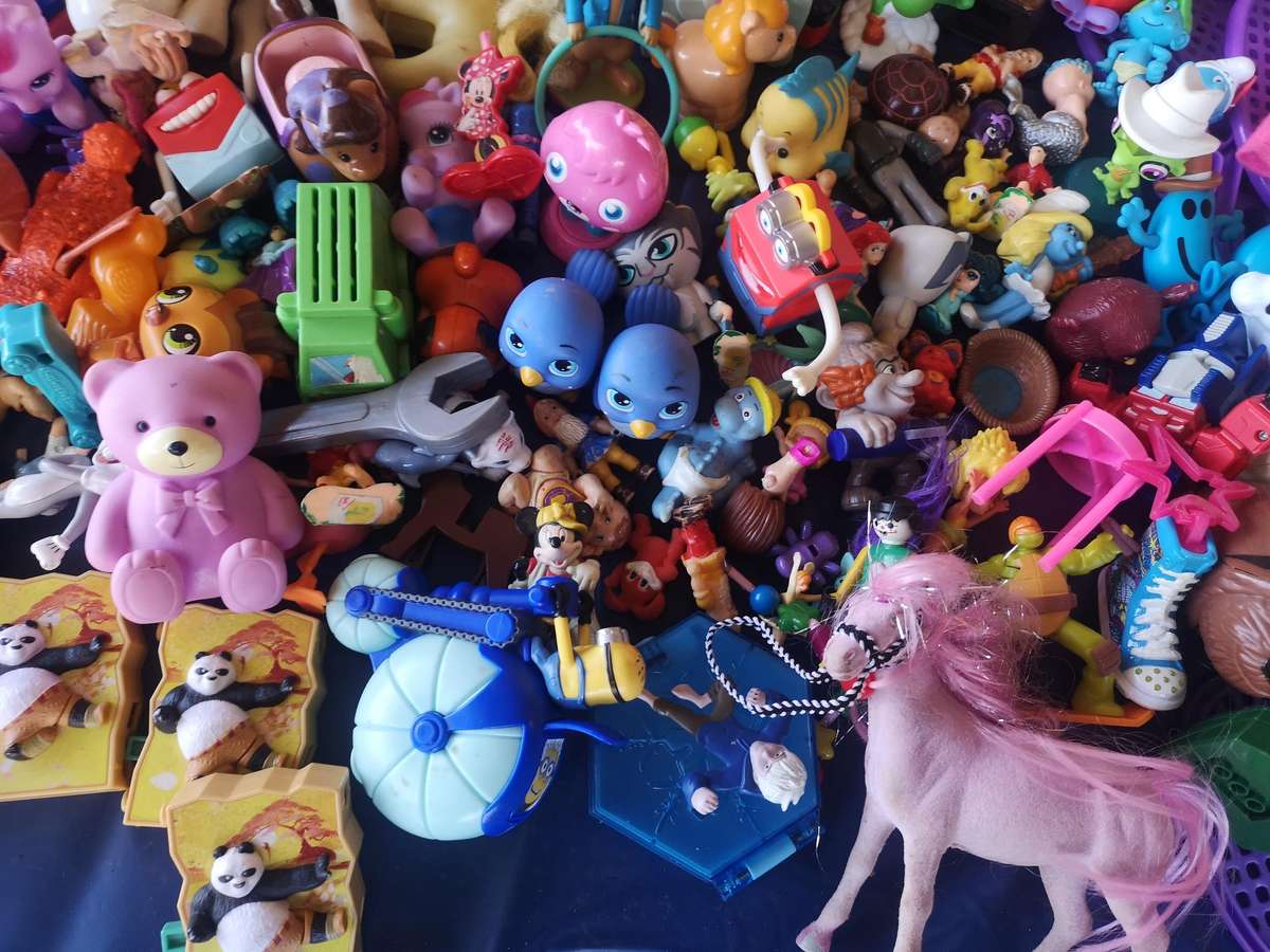 Mixed Figurines Bundle