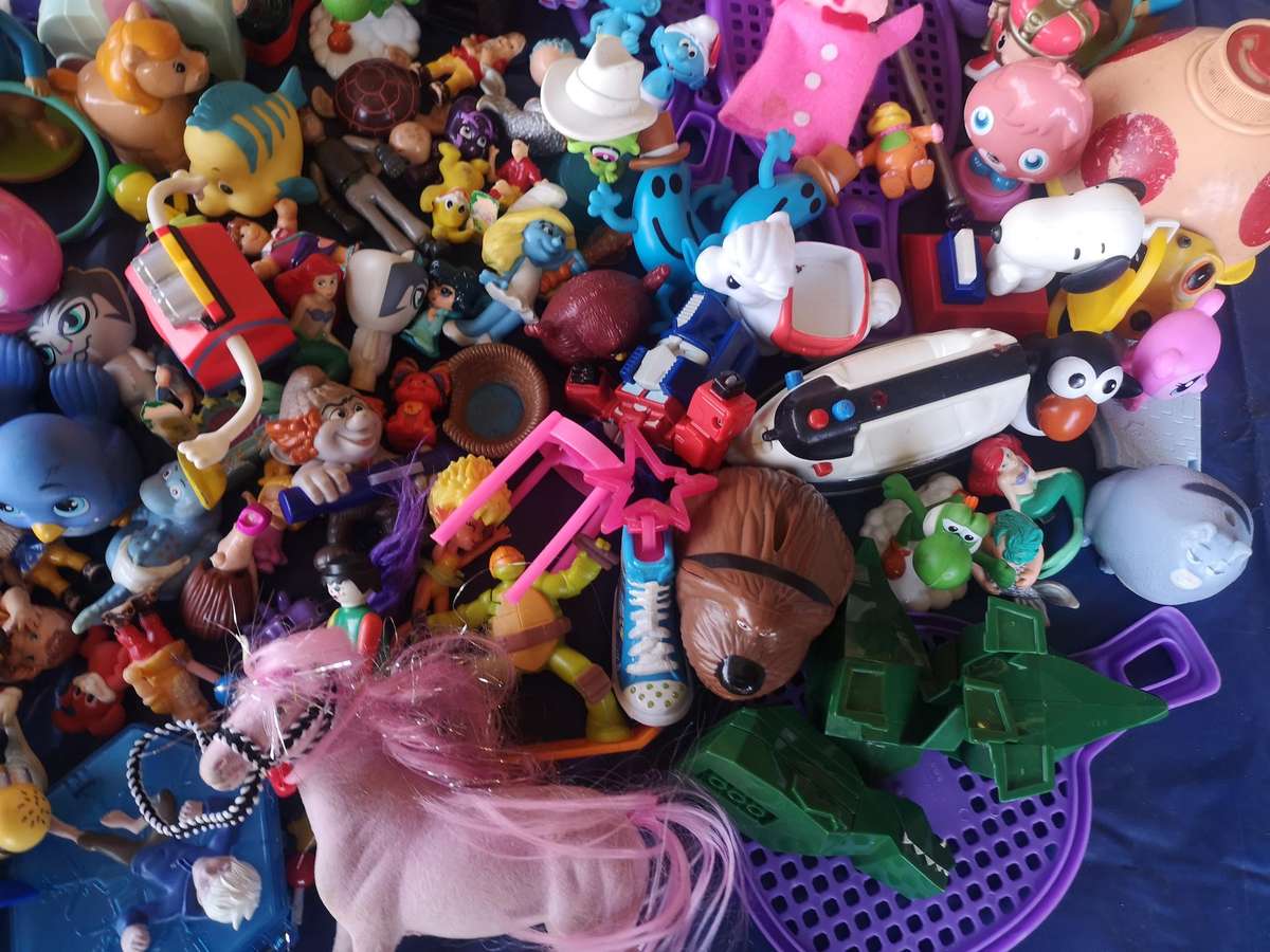 Mixed Figurines Bundle