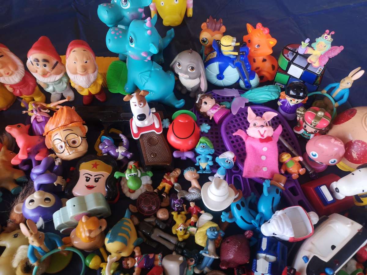 Mixed Figurines Bundle