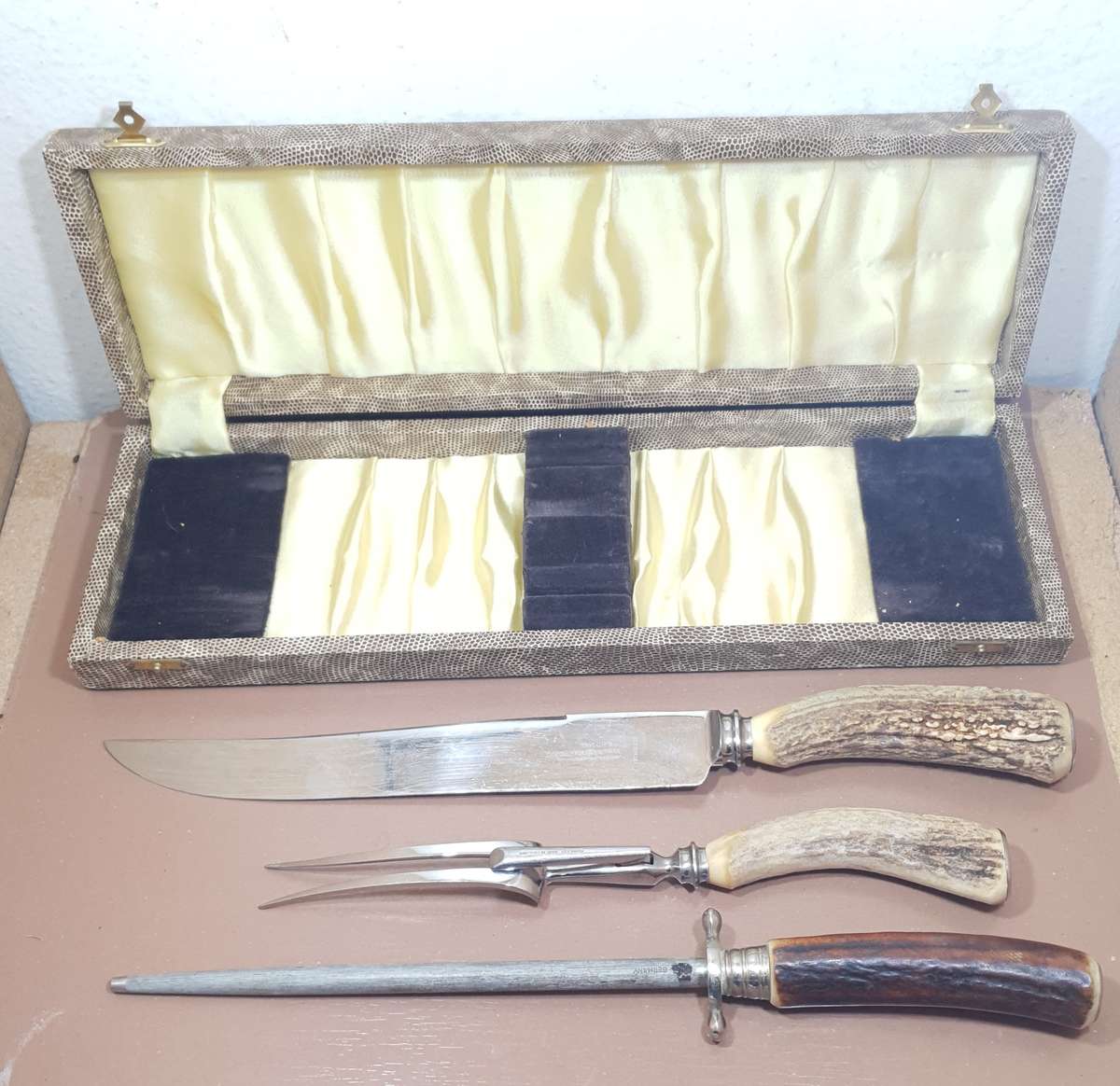 Vintage Antler Handle Meat Curving set by Tailors Eye Witness, Sheffield in pristine condition.