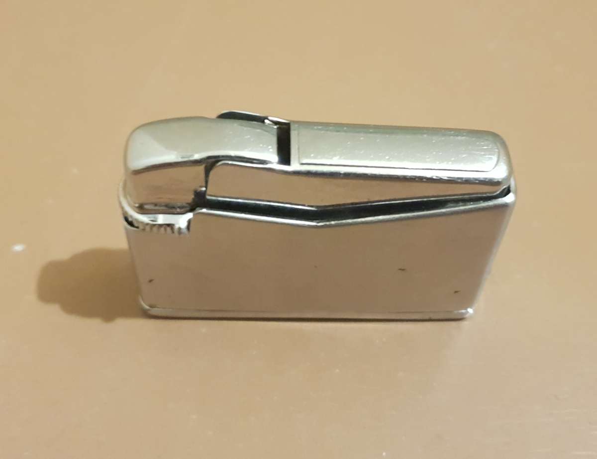 Vintage Nichika Japan Jet Flame Patented Liquid Gas Lighter Unused