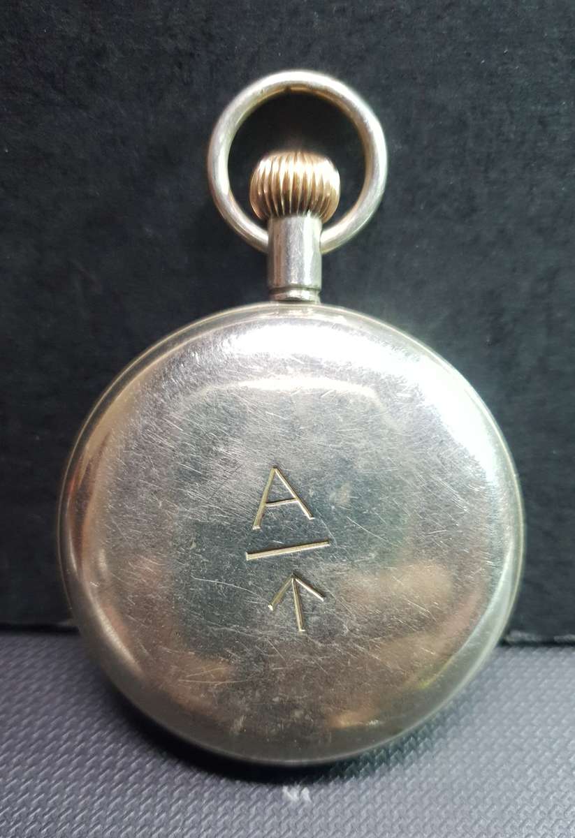 Rare Electa 30 Hour Non Luminous Mark V - World War I British Army RFC Pilots official Pocket watch