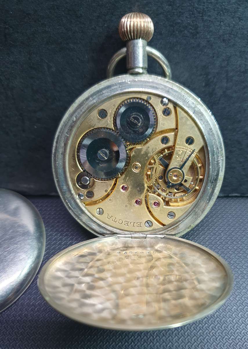 Rare Electa 30 Hour Non Luminous Mark V - World War I British Army RFC Pilots official Pocket watch