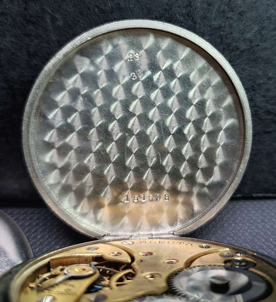 Rare Electa 30 Hour Non Luminous Mark V - World War I British Army RFC Pilots official Pocket watch