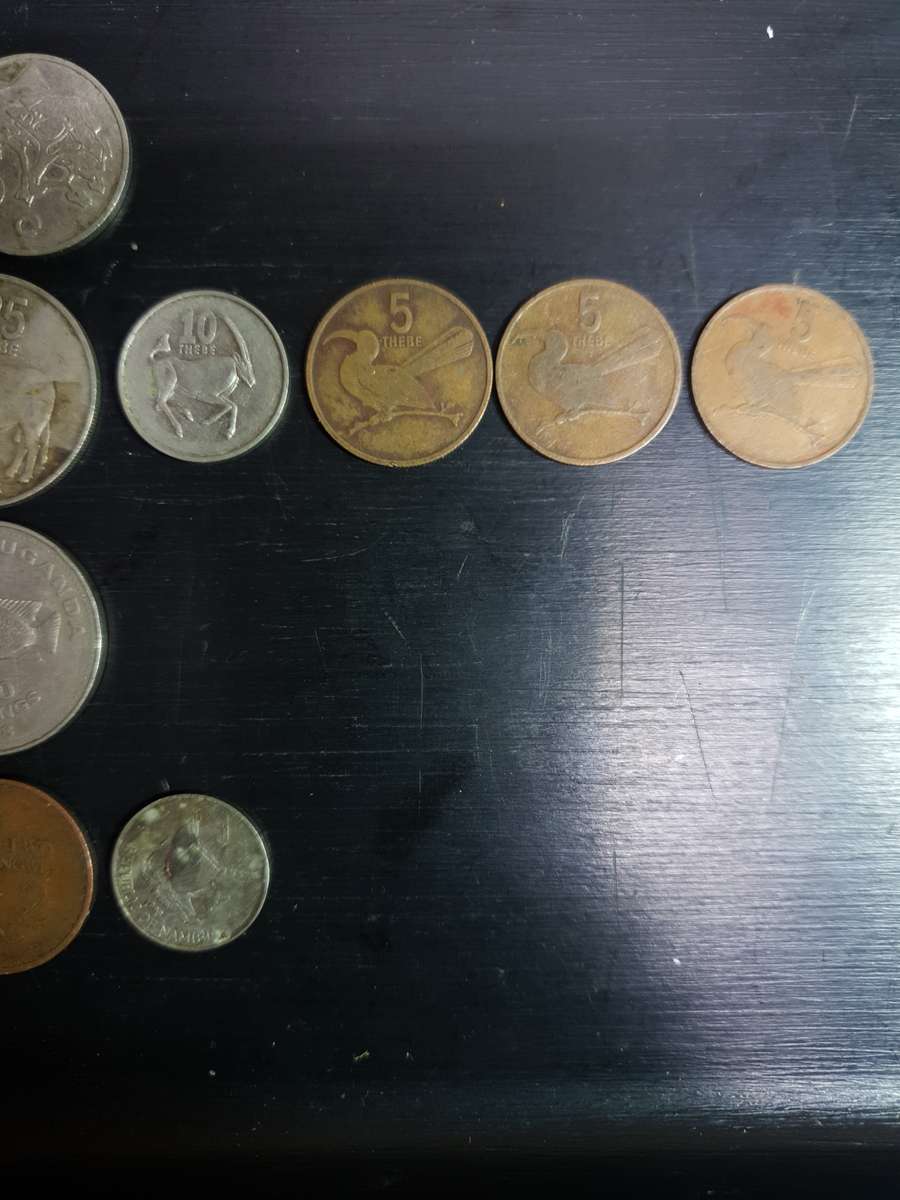 13 Collectable coins from Botswana, Uganda, Namibia, Zambia & Zimbabwe