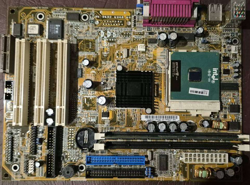 ASUS TUSI-M Socket 370+Intel Pentium III SL3XY+256MB RAM