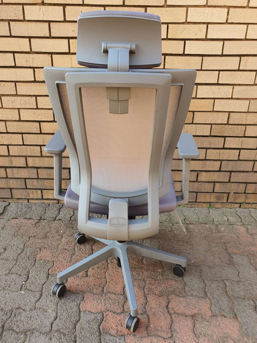 ERGOTHERAPY High-Back Office Chair (Headrest) - Grey