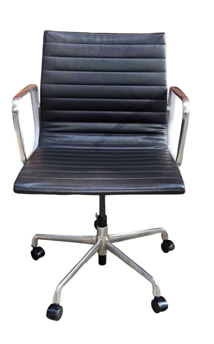 Origanal Eames EA33 OFFICE CHAIR ALUMINUM GROUP CHAIR BY CHARLES AND RAY EAMES