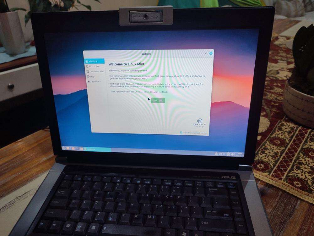 ASUS F5RL 15" screen, Core2Duo 1.8 Ghz