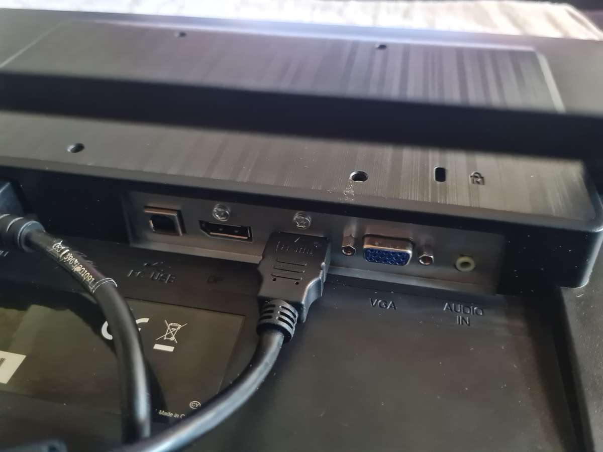 MECER 22INCH MONITOR LE22BW