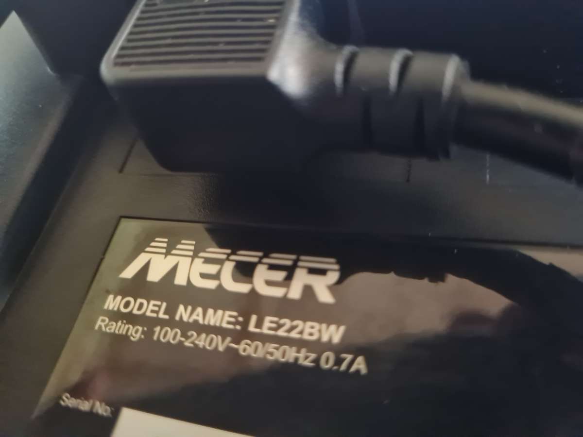 MECER 22INCH MONITOR LE22BW