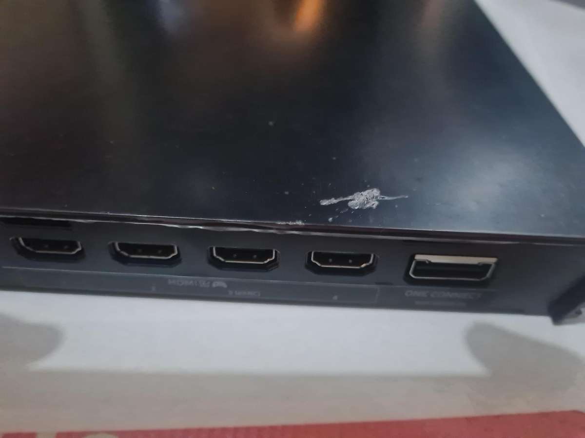 SAMSUNG SOC8006DA ONE CONNECT BOX