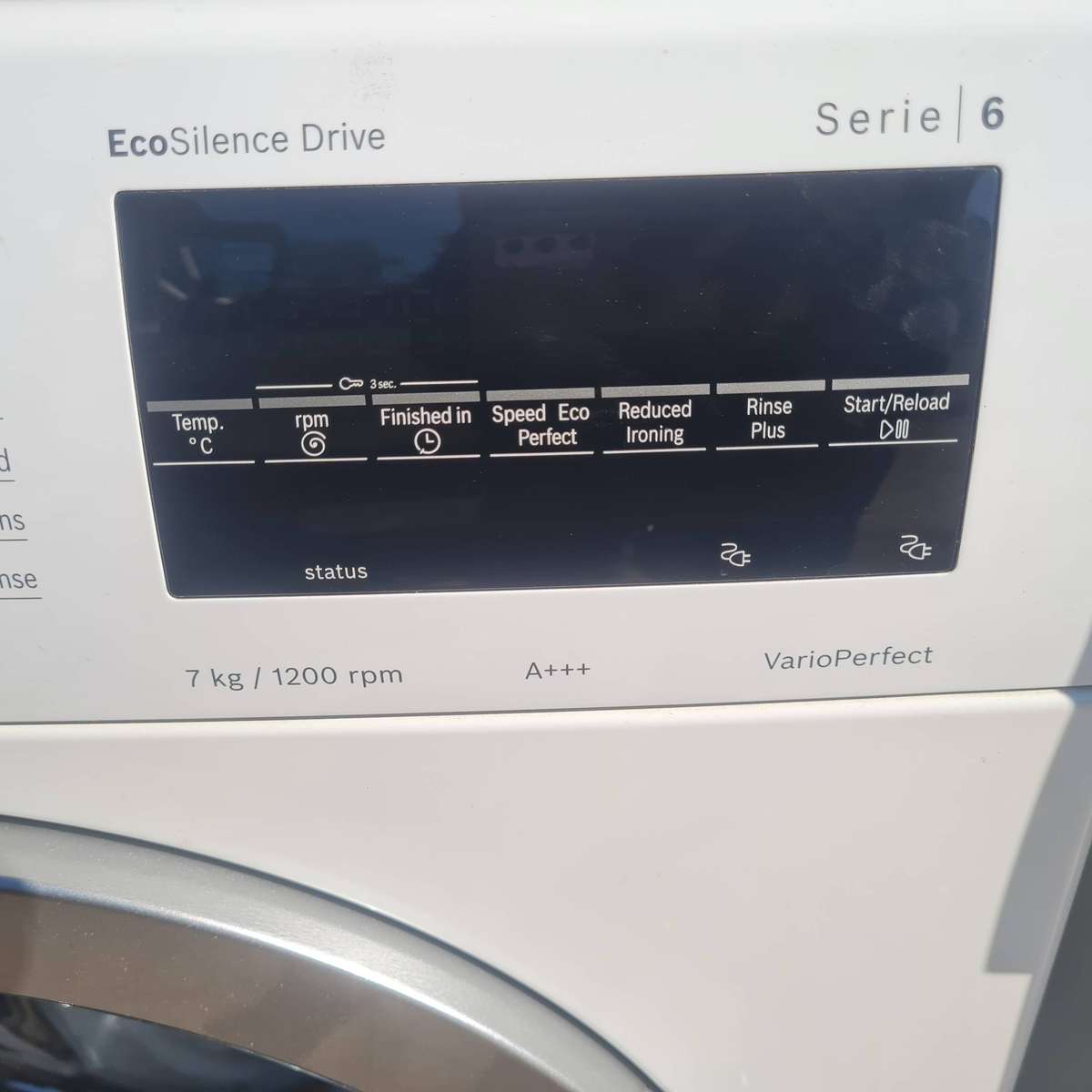 Bosch Series 6 washing machine WAT244402ZA