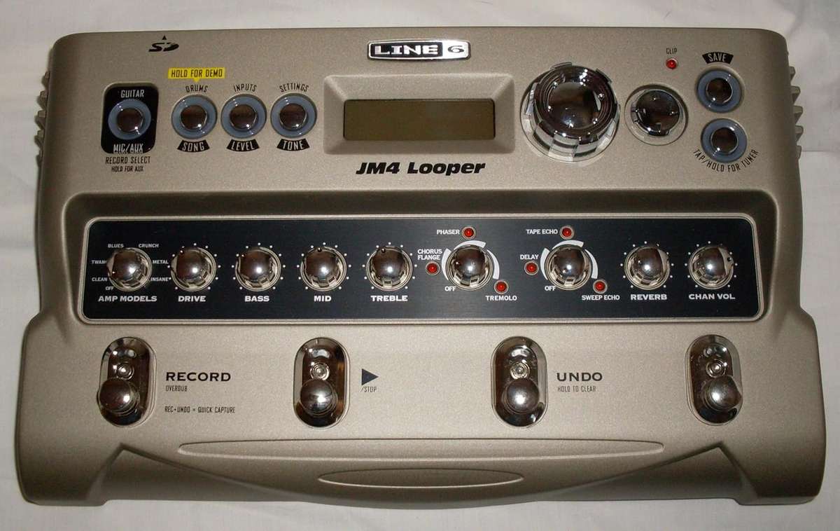 Line 6 JM4 Looper Loop Sampler Guitar Effect Pedal + Power Supply