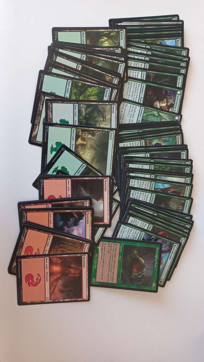 MAGIC THE GATHERING TRADING CARD BUNDLE !! +/- 340 cards !!