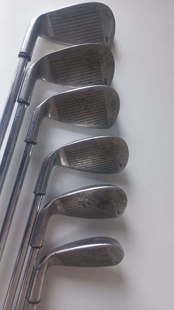 6 x GOLF IRONS - True Tempest (P, 4, 6, 7,8,9)