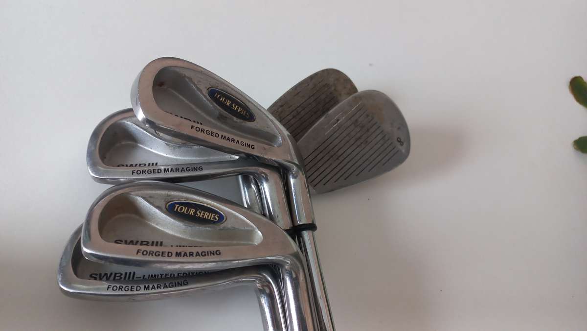 6 x GOLF IRONS - True Tempest (P, 4, 6, 7,8,9)