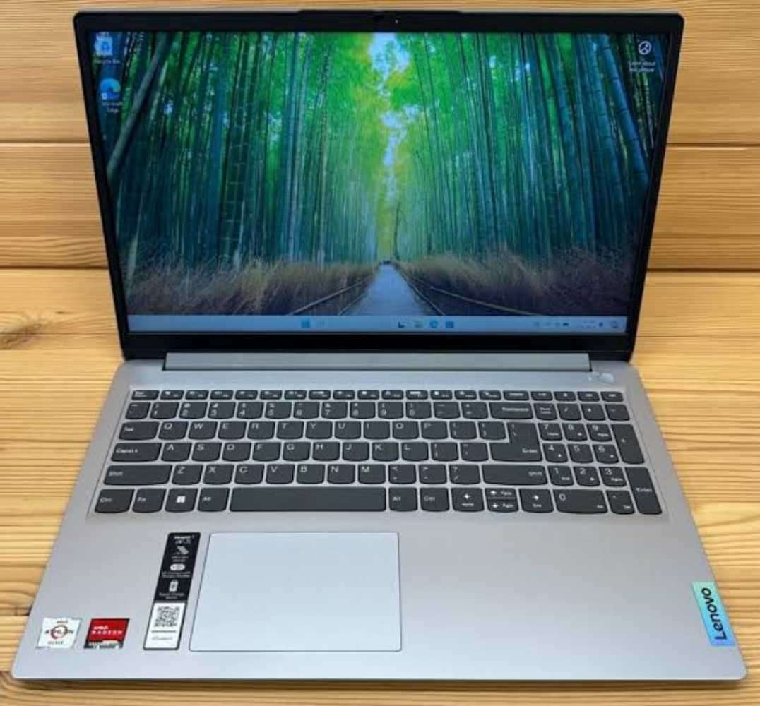 Lenovo IdeaPad 3 AMD Athlon 3150U