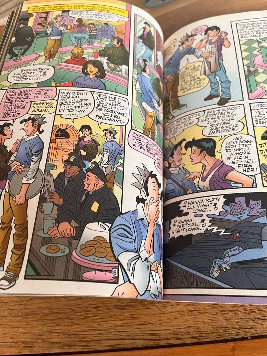 Archie: The Married Life Book 4