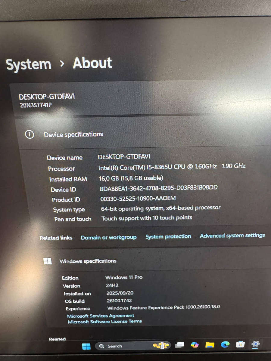 Lenovo ThinkPad T490 TouchScreen