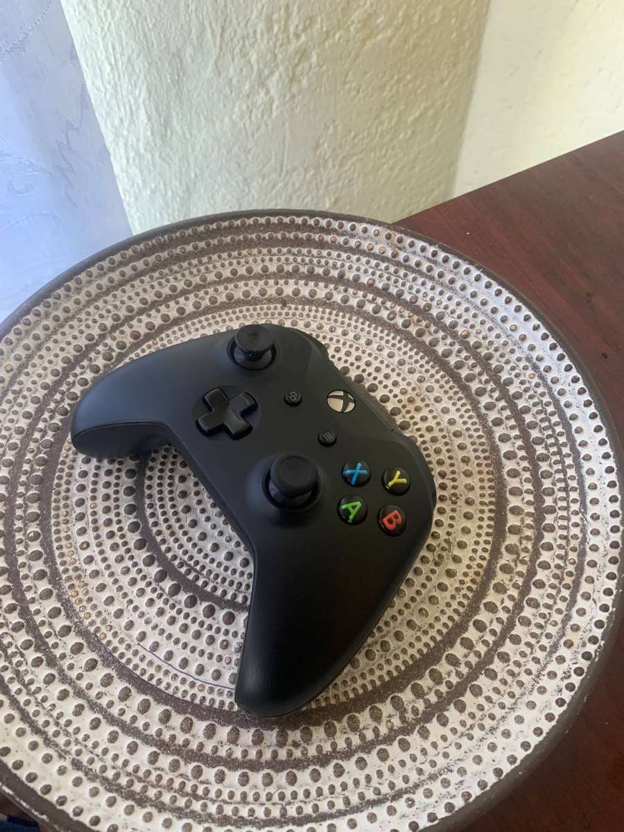 Original Xbox One Controller (BLACK) Wireless