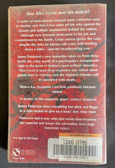 JAMES PATTERSON -  ROSES ARE RED