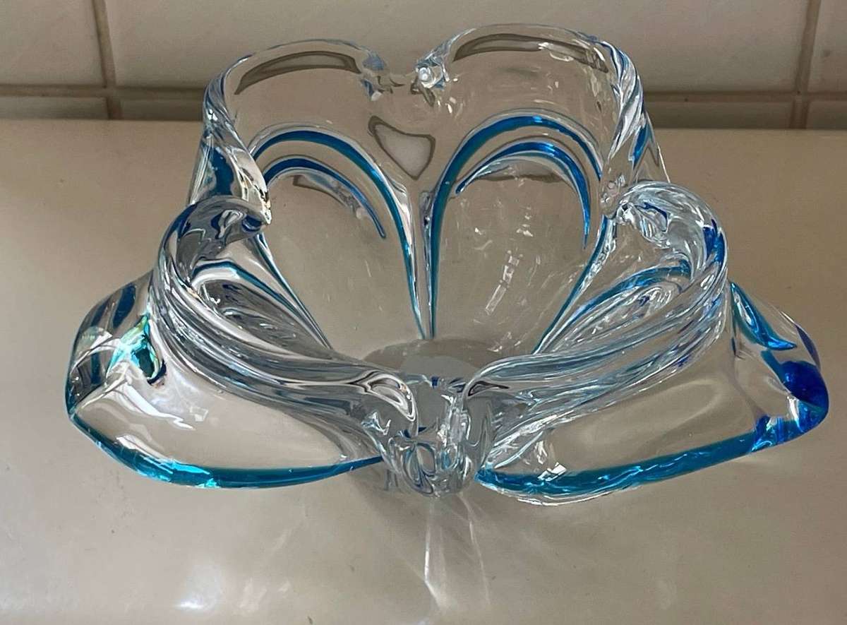 Murano Glass Butterfly / Flower Bowl (3) - Handmade Venetian Art Glass, circa 1960 - Beautiful!