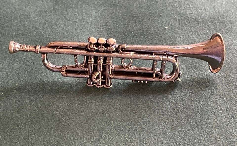 Vintage silver toned Trumpet Lapel pin - Highly detailed - Future Primitive USA