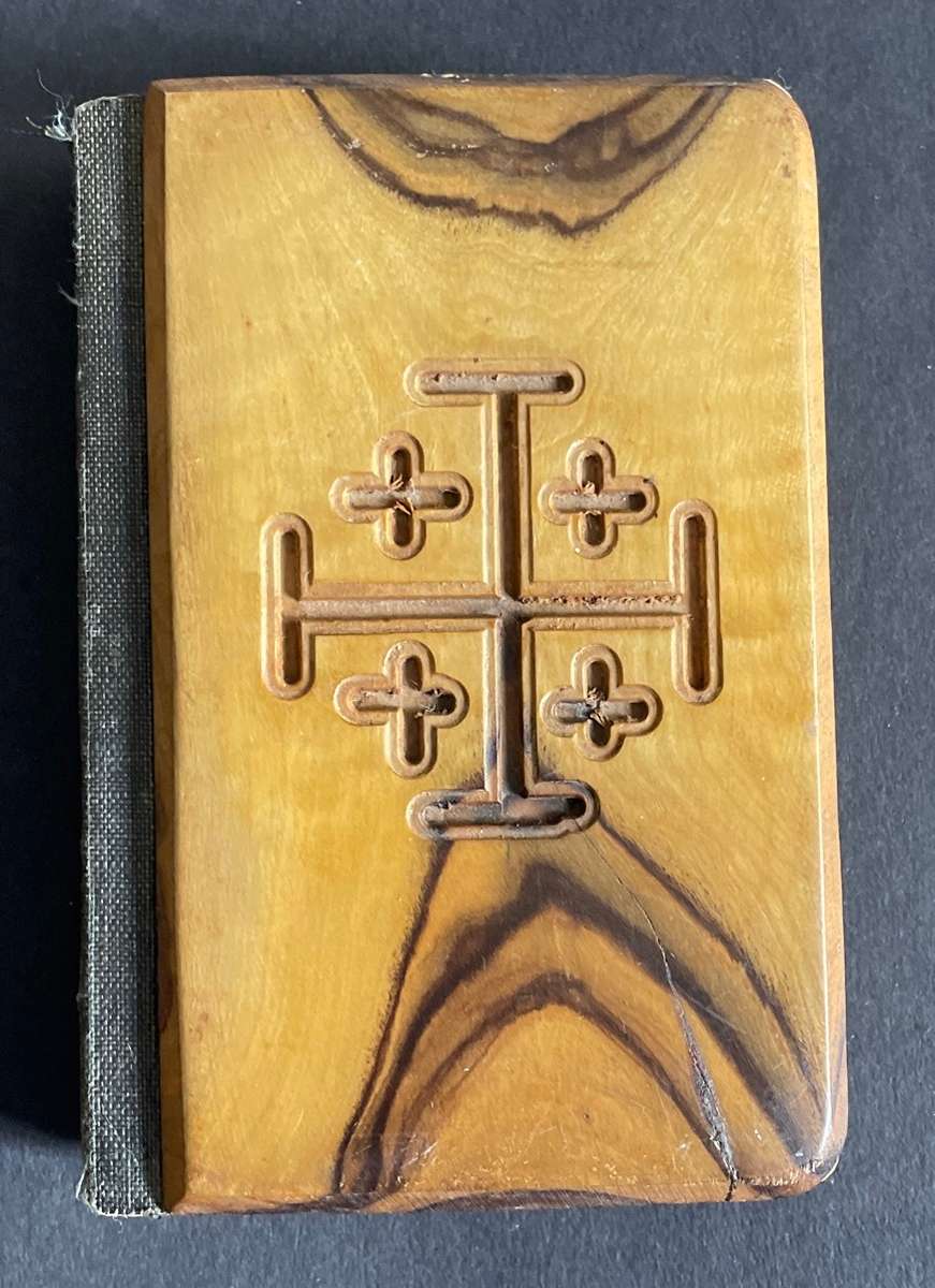 Jan Smuts Bible given to the troops WWII Olive wood etched cover.