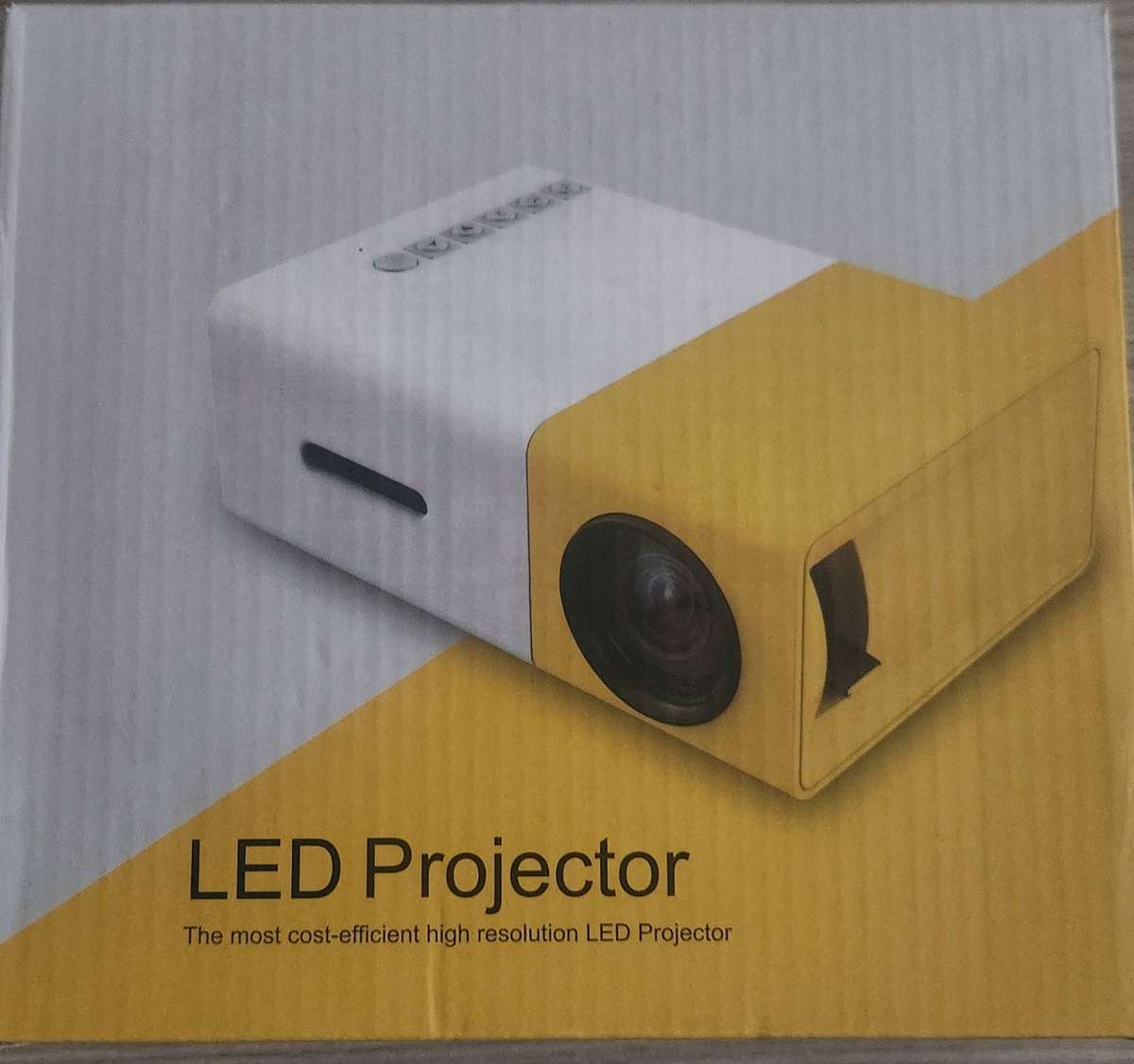Portable YG300 Mini LED Projector