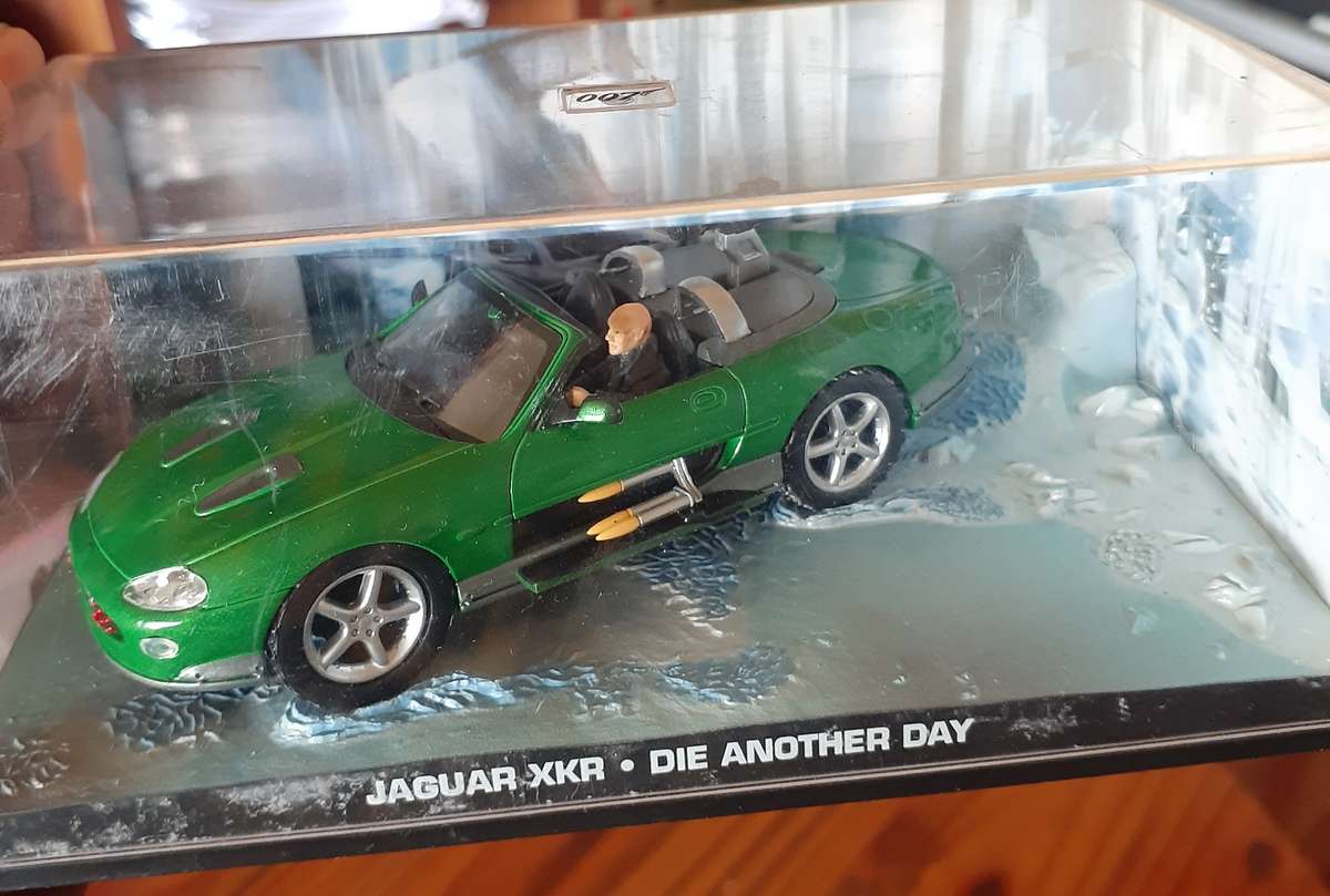 James Bond Model Cars!