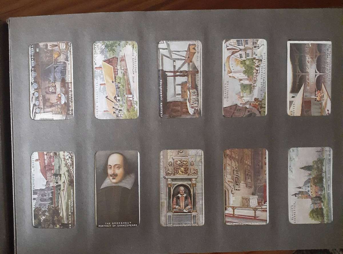 VINTAGE ANTIQUE LONDON CIGARETTE CARD ALBUM!