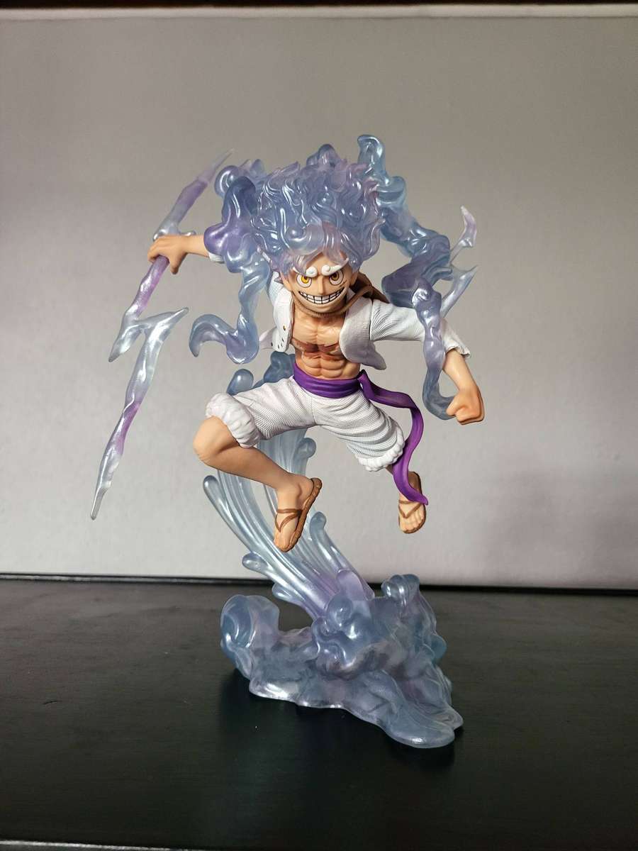 One piece Luffy gear 5 figure