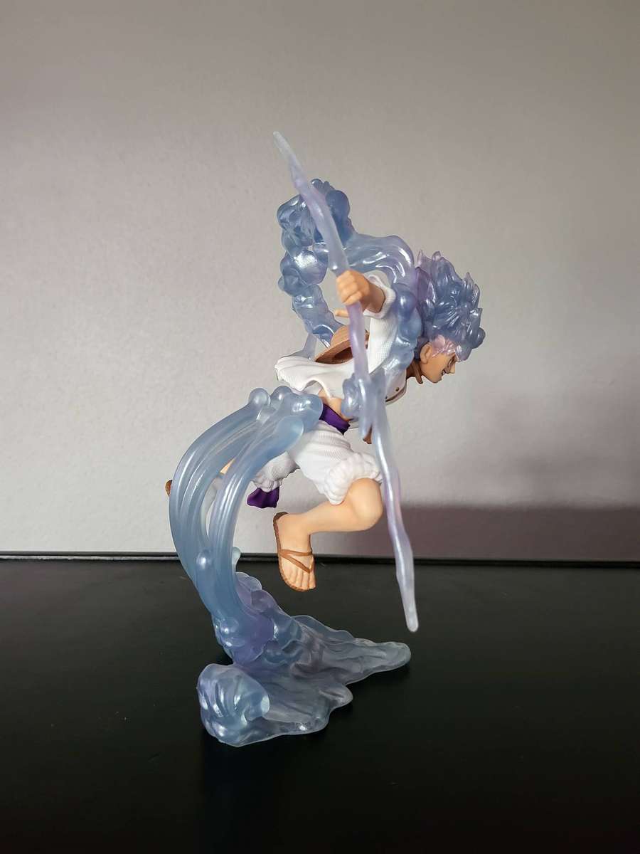 One piece Luffy gear 5 figure