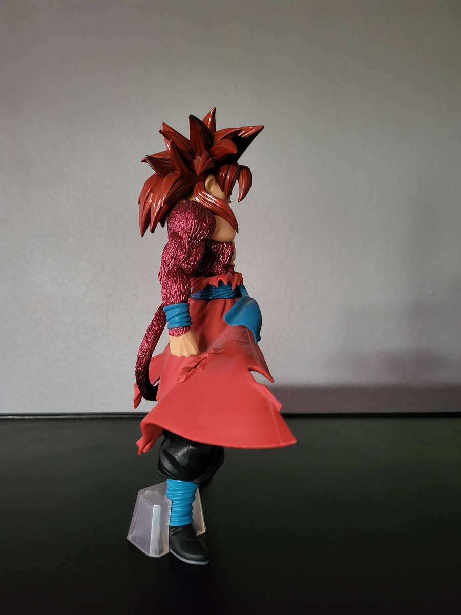 Dragon ball super saiyan 4 goku figure
