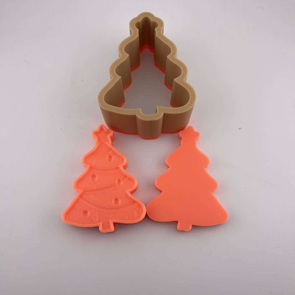 Decorated Christmas Tree Bath Bomb Mould