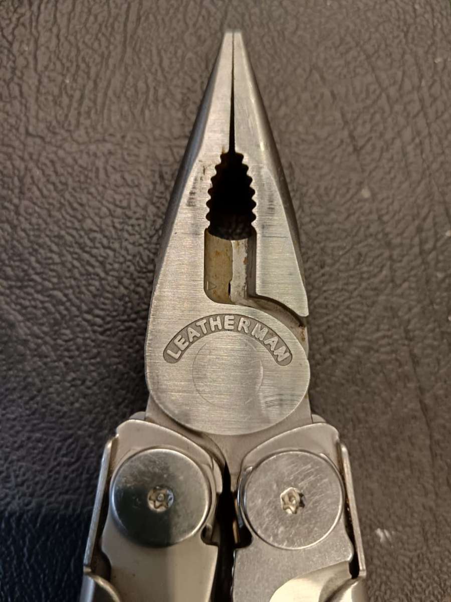 WAVE 2 LEATHERMAN