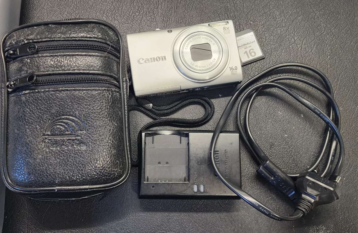 CANON POWERSHOT A4000 IS HD 8X OPTICAL ZOOM 16.0 MP.