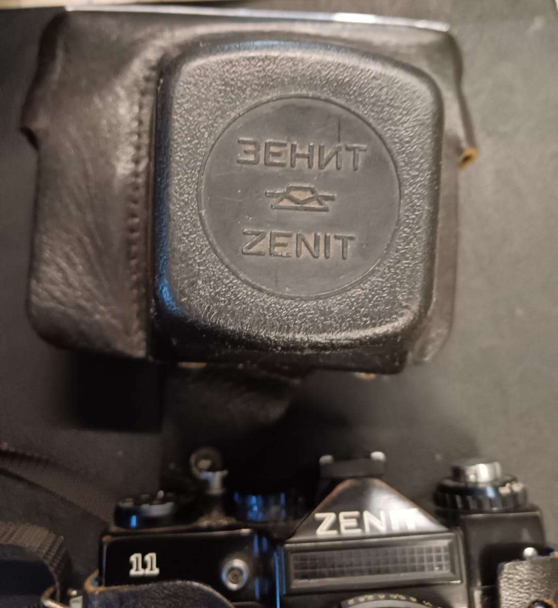 Vintage Russian Zenit 11 Film Camera SLR with 44M-4 Helios Lens USSR Soviet.