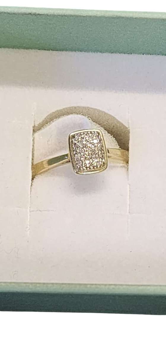 9CT NWJ GOLD RING.