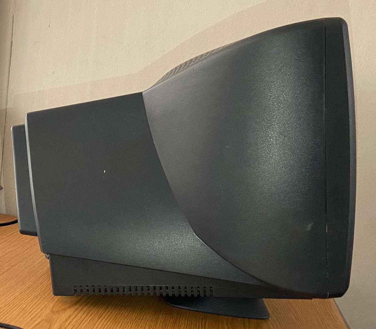 Philips CRT monitor 107E76/00 - 17 inches up to 85Hz