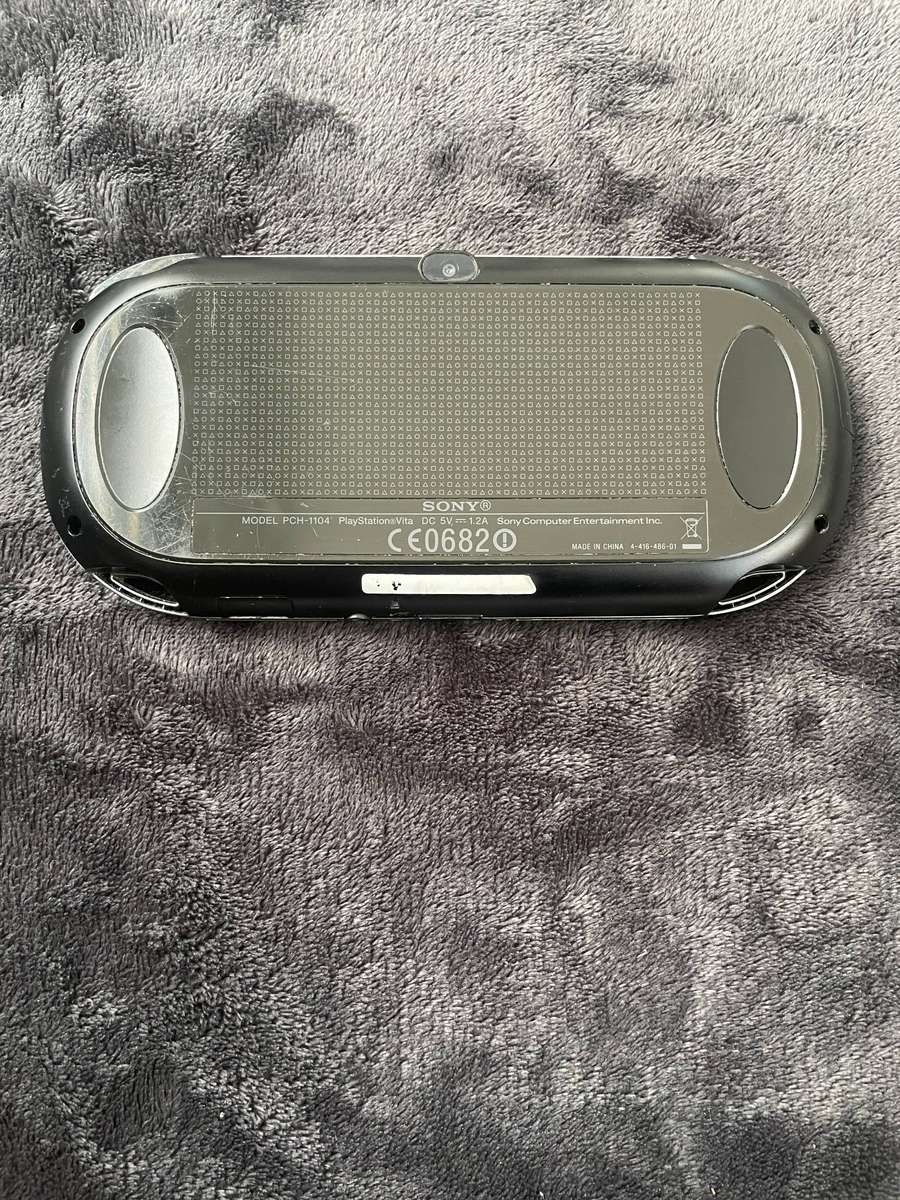 PS Vita 1000